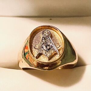 Masonic - Free Mason - signet ring - 14K HGE and CZ